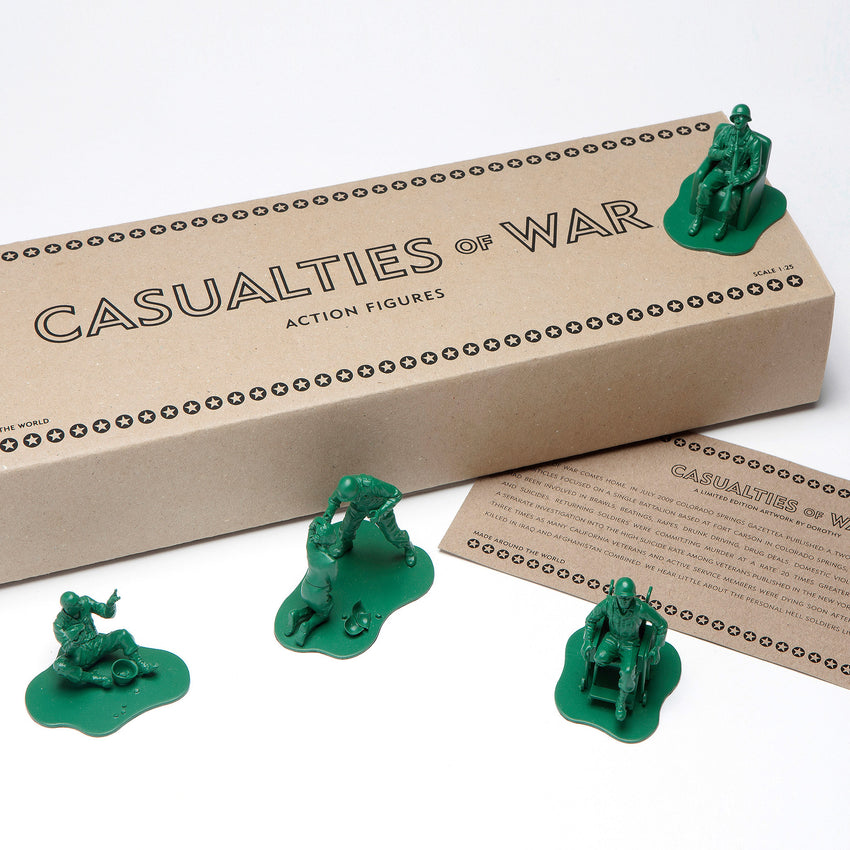 Box set of four resin figurines depicting soldiers after iraq
